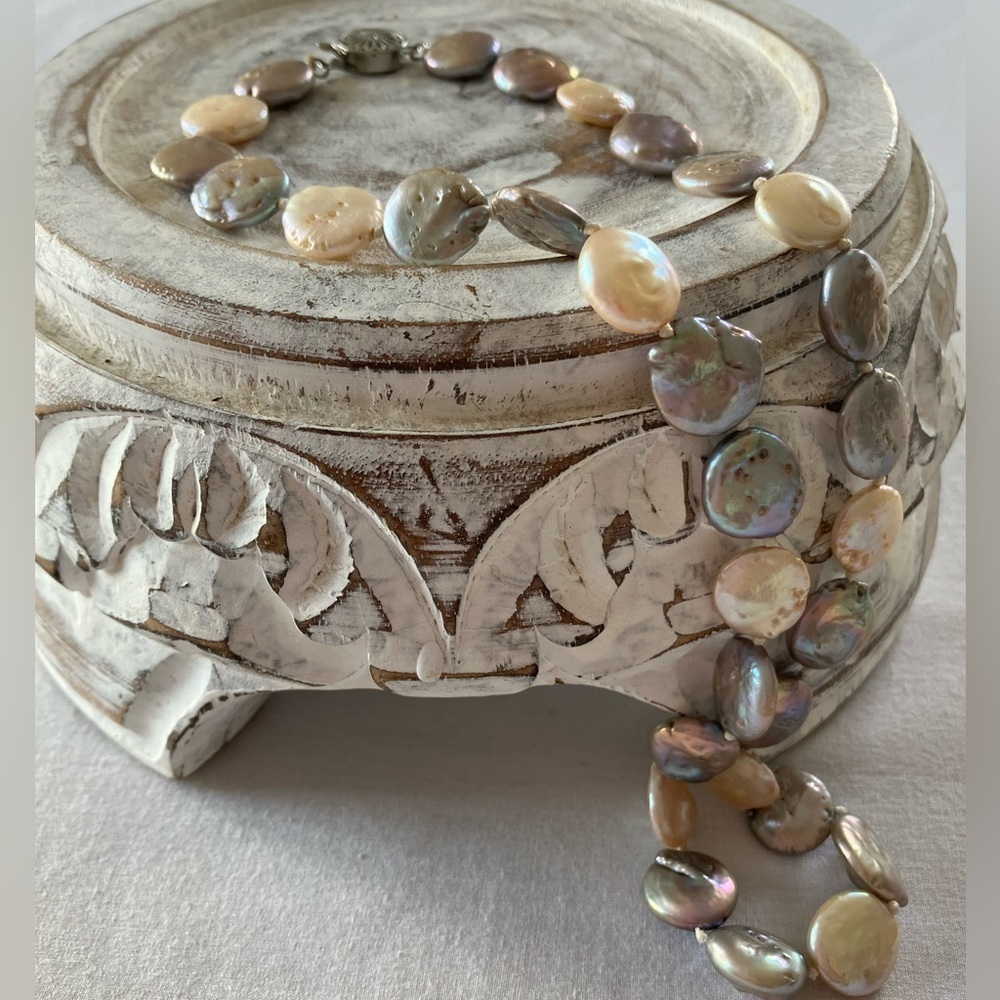Coin Pearl Necklace Freshwater Gray Cream Lustre Button Pearls - Picture 2 of 11